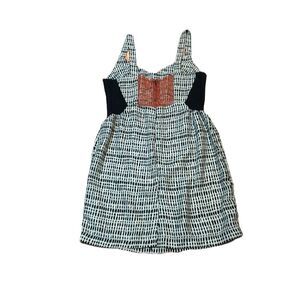 Coral Lace-Back Dress Bar lii, black beige